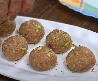 Gondh Laddu | Traditional Gond Laddu | Healthy Nutritious Laddus