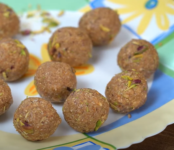 Gondh Laddu | Traditional Gond Laddu | Healthy Nutritious Laddus