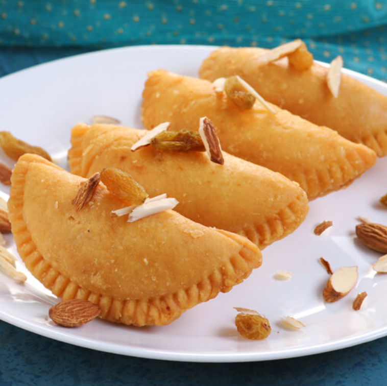 Karanji | Gujiya | Sweet Dumpling