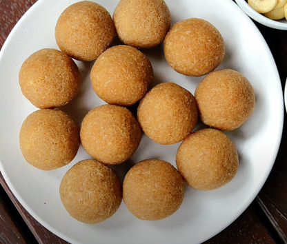 Coconut Laddu | Dry Coconut Laddu | Traditional Coconut Sweet